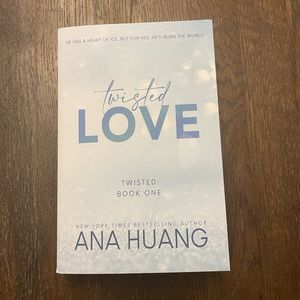 Twisted Love- Ana Huang